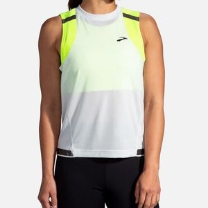 Brooks Running Carbonite Tank - NWOT